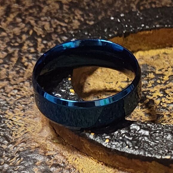 Men's Blue Wedding Band or Promise Ring Sizes 6-14 - Picture 5 of 7